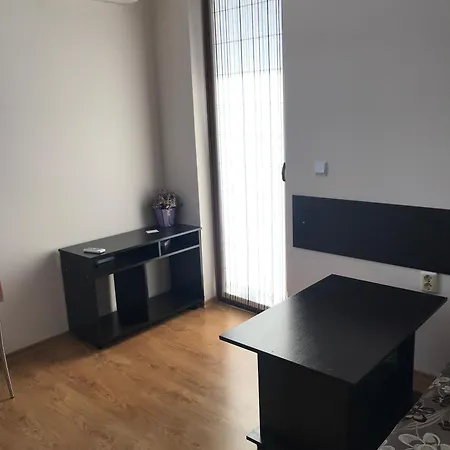 Apolon 8 Ravda Apartament *